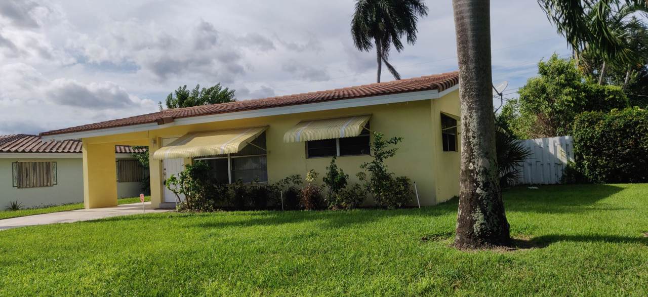 411 2nd Street - Photo 1