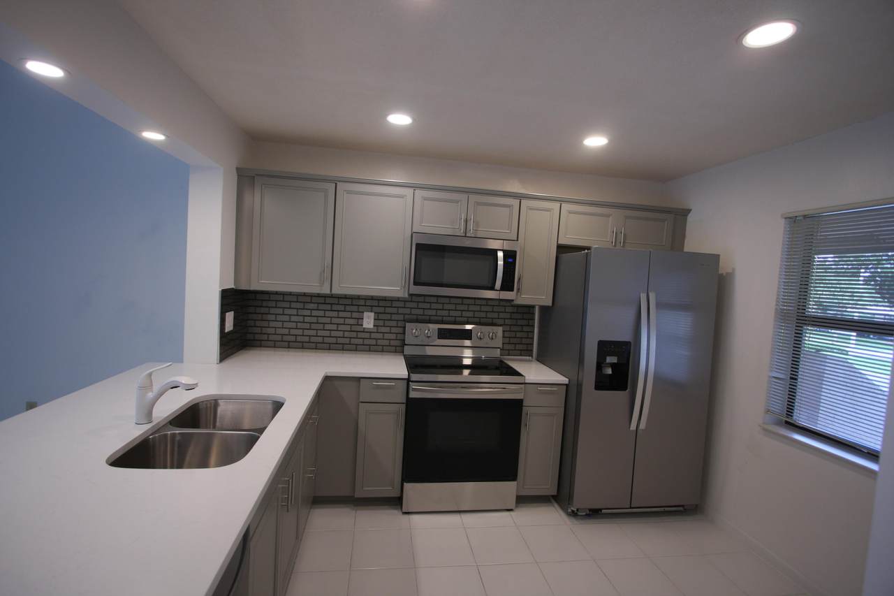 8364 Boca Glades Boulevard - Photo 1