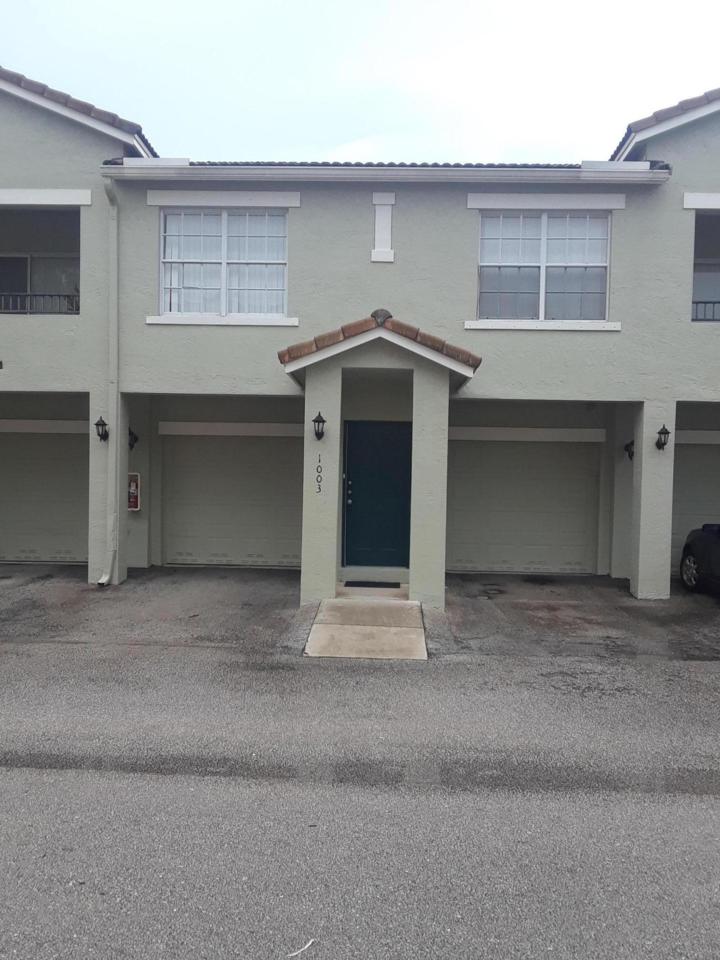 1003 Belmont Place - Photo 1