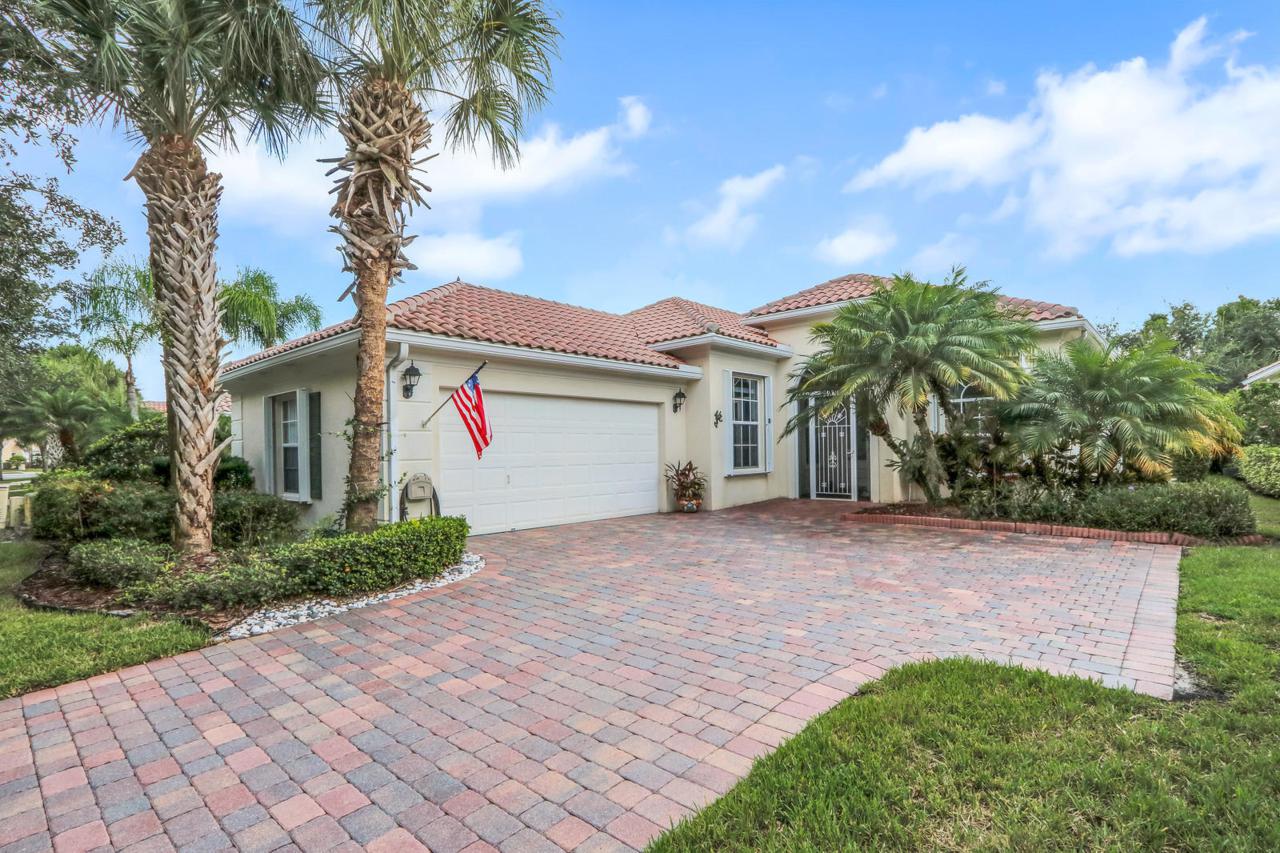 8925 Retreat Drive - Photo 1