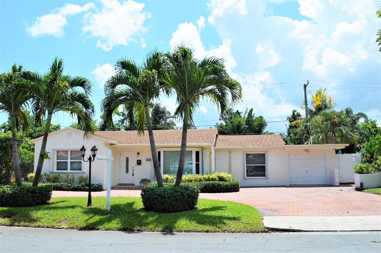 320 Linda Lane - Photo 1