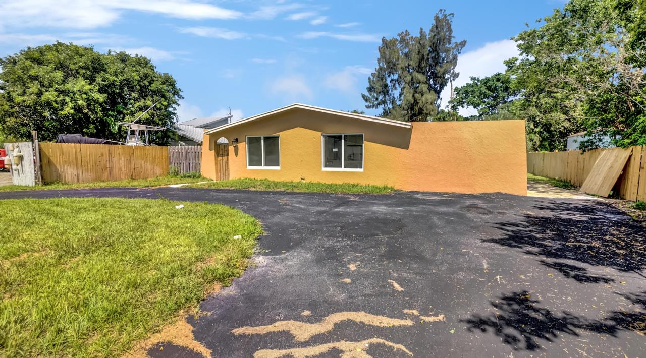 5560 Dixie Highway - Photo 1