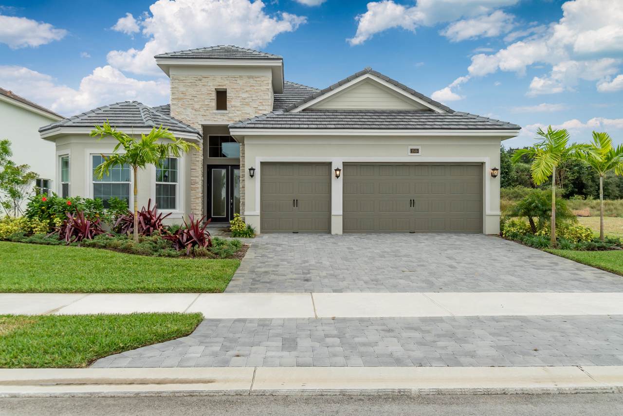 2535 Evinrude Circle - Photo 1 2535 Evinrude Circle - Photo 1