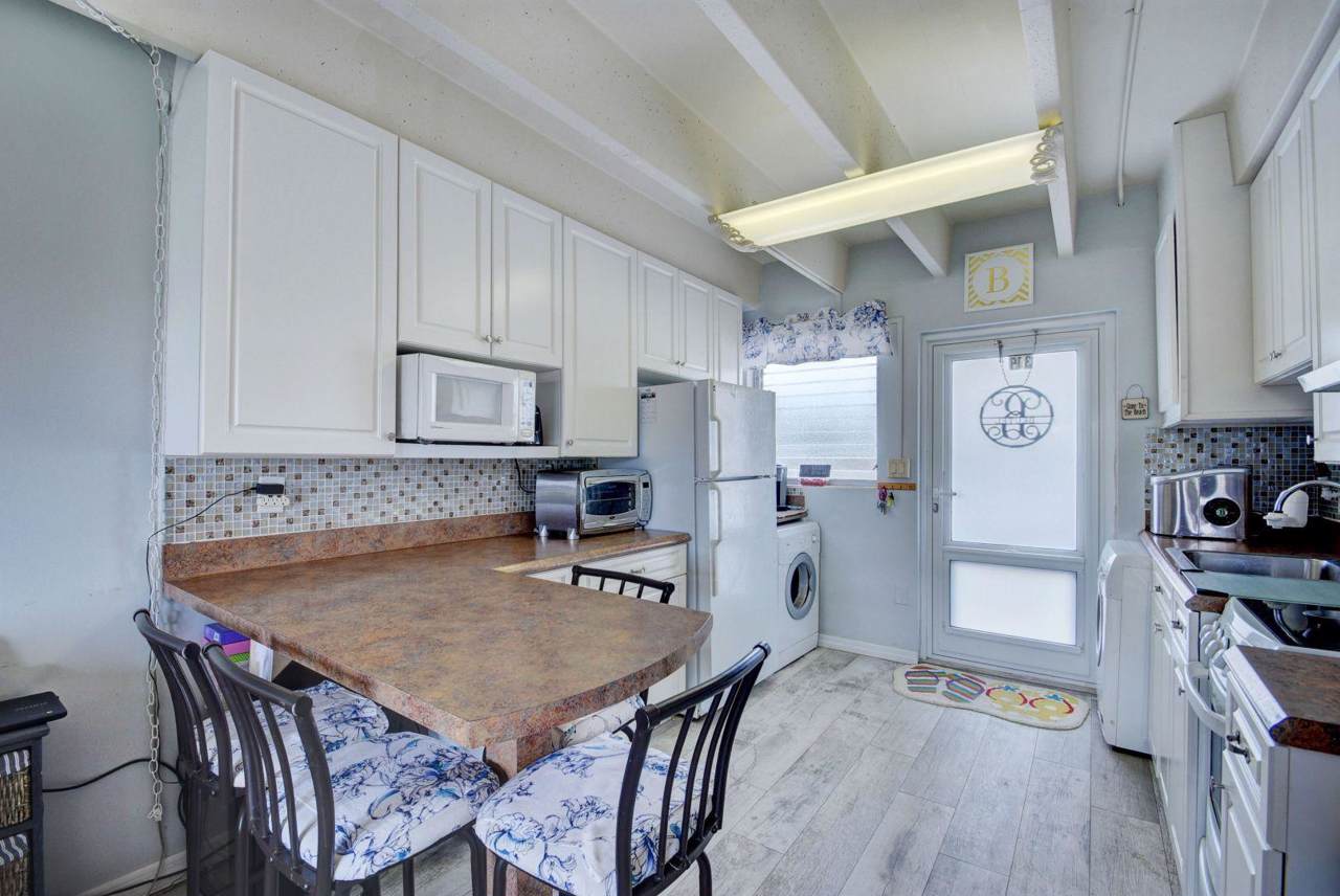 4001 Ocean Boulevard - Photo 1