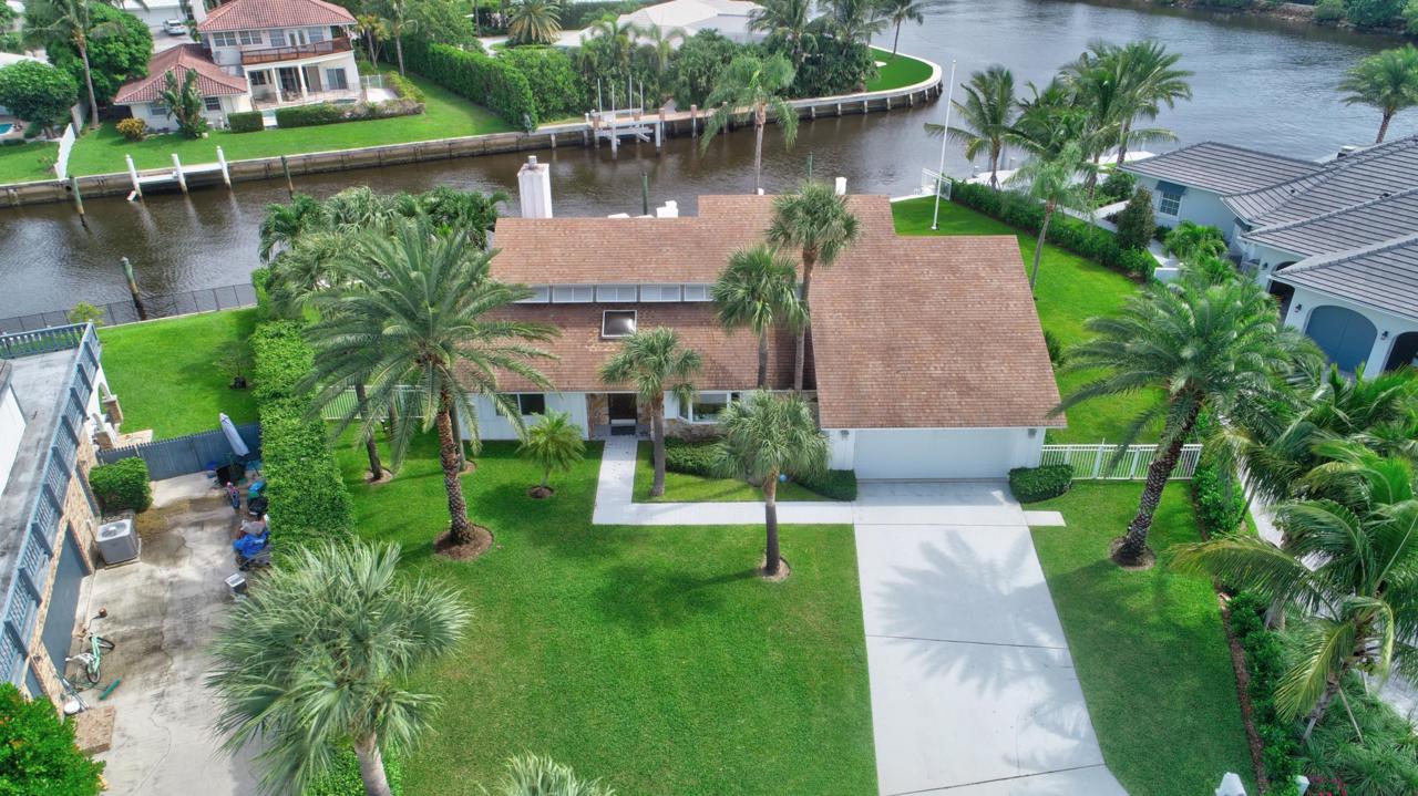 945 Indigo Point - Photo 1