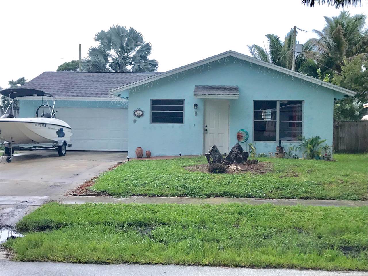 906 Hawie Street - Photo 1