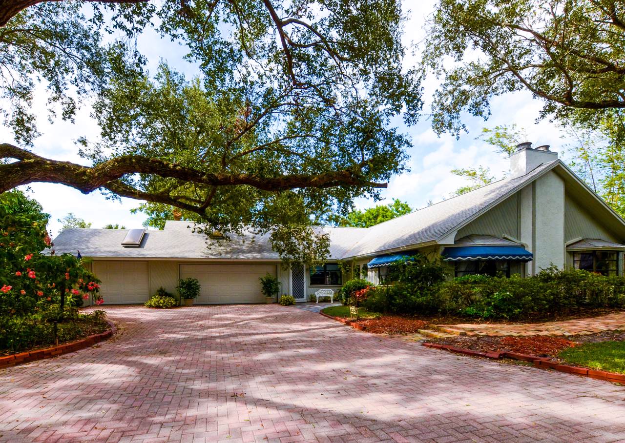 651 Saint Lucie Boulevard - Photo 1