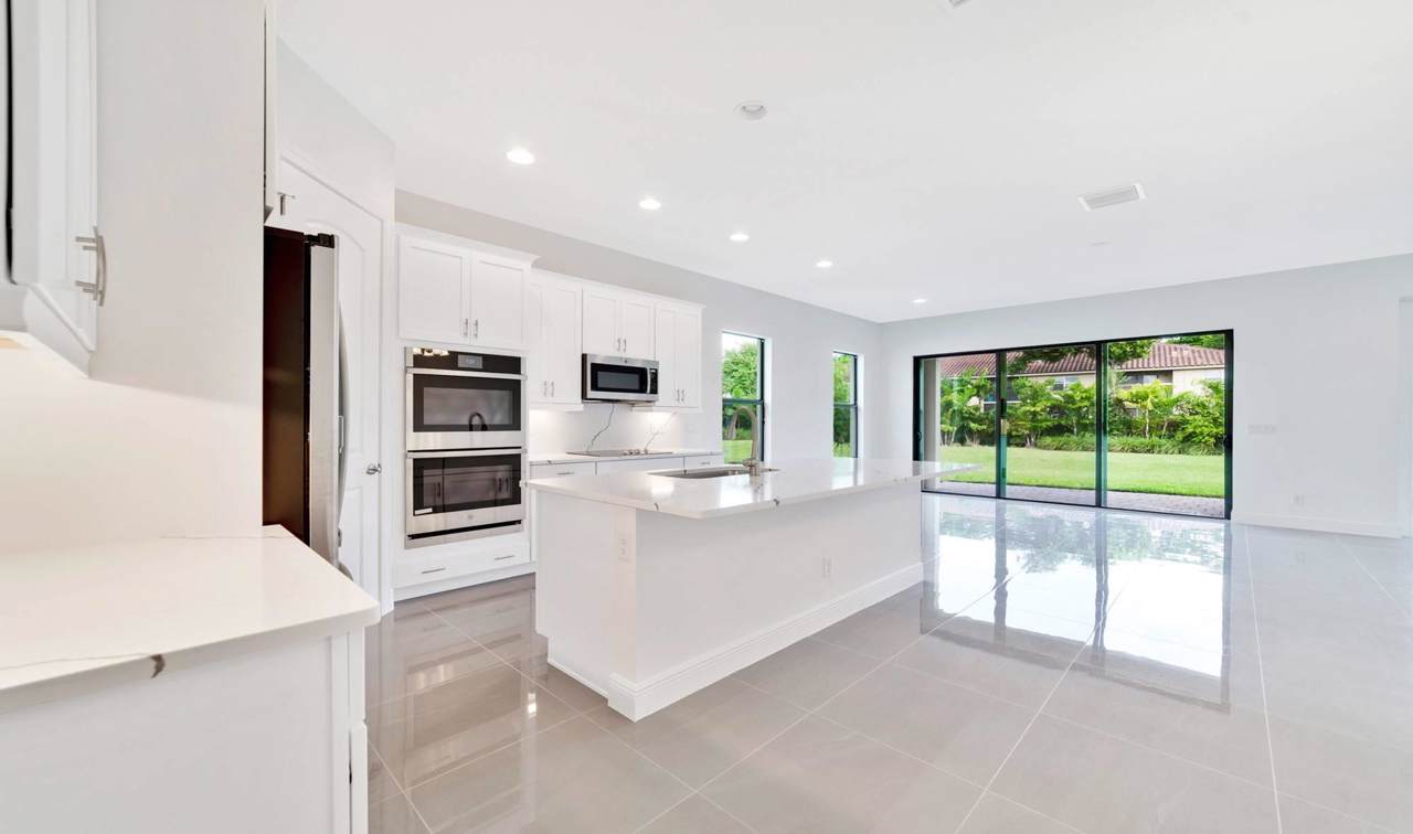 9143 39th Street - Photo 1
