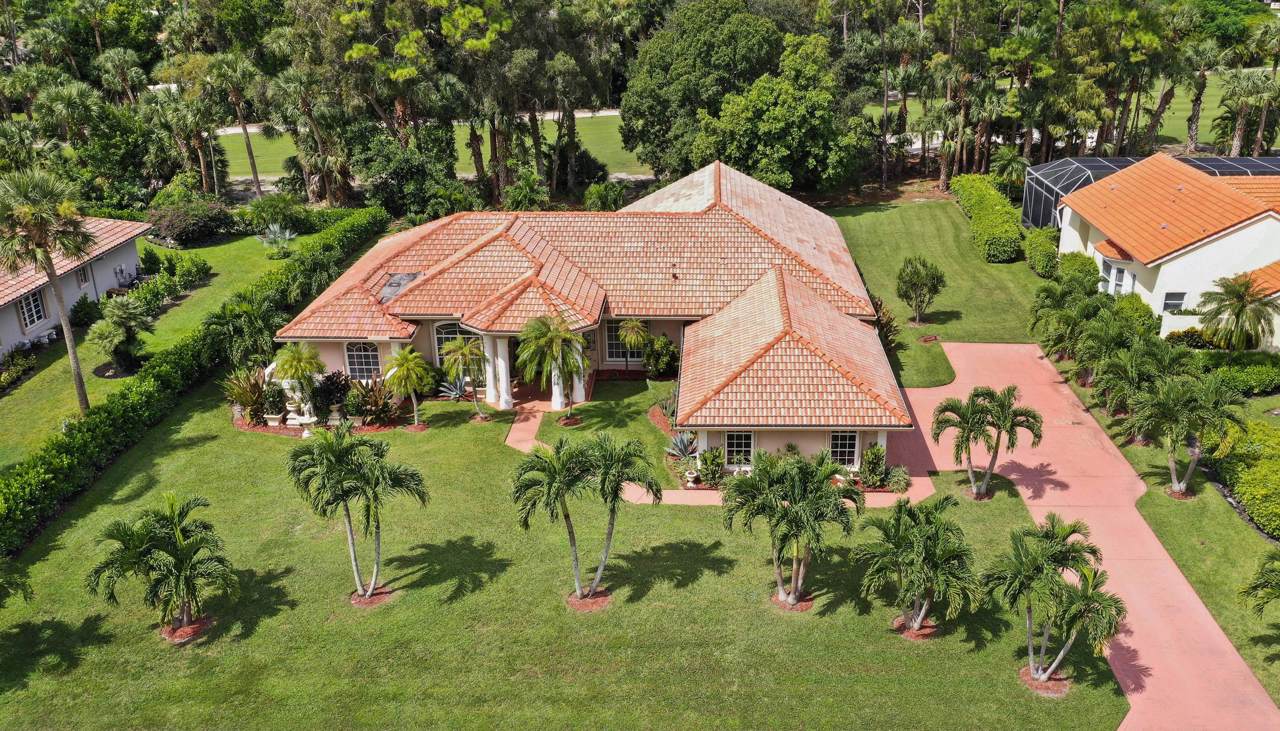 1627 Mayacoo Lakes Boulevard - Photo 1