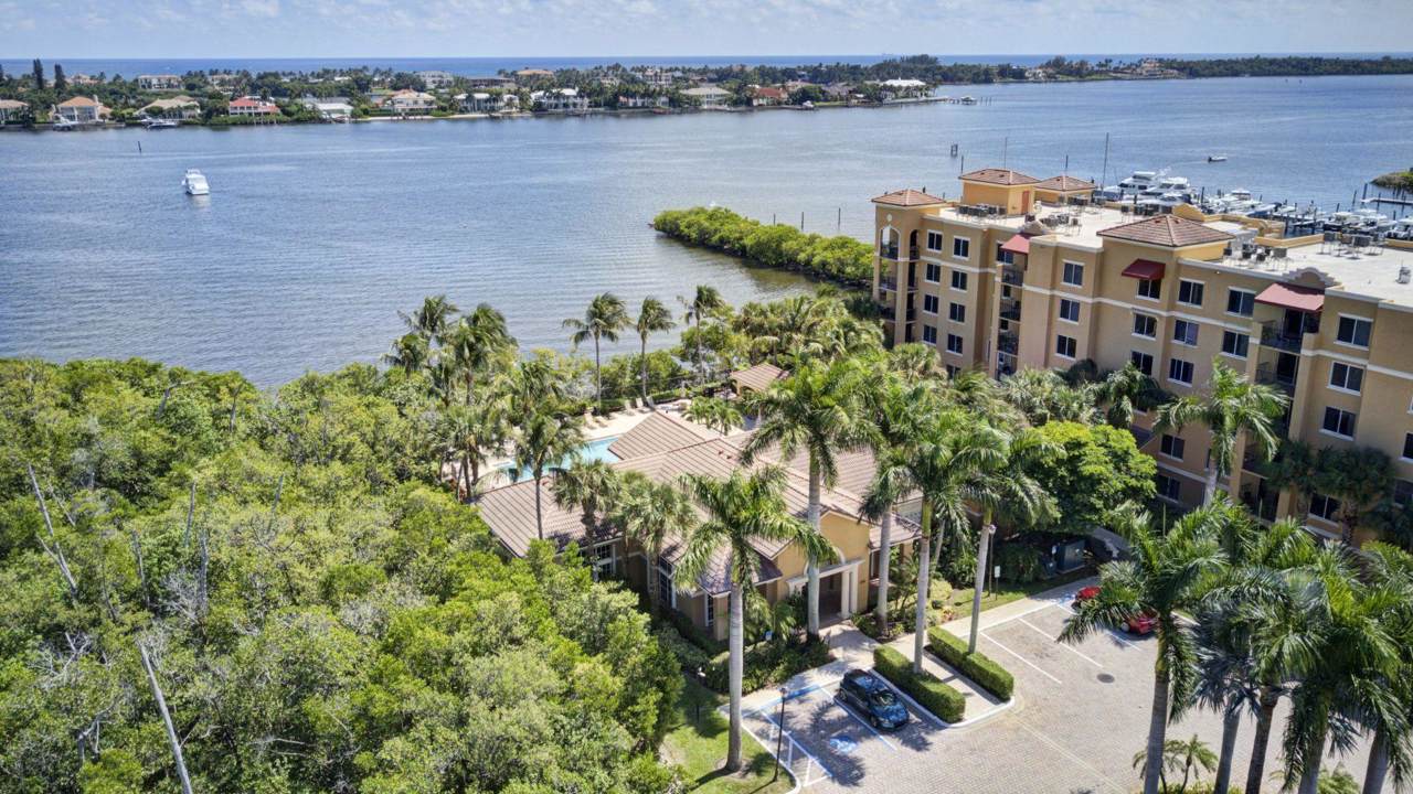 1000 Scotia Drive - Photo 1