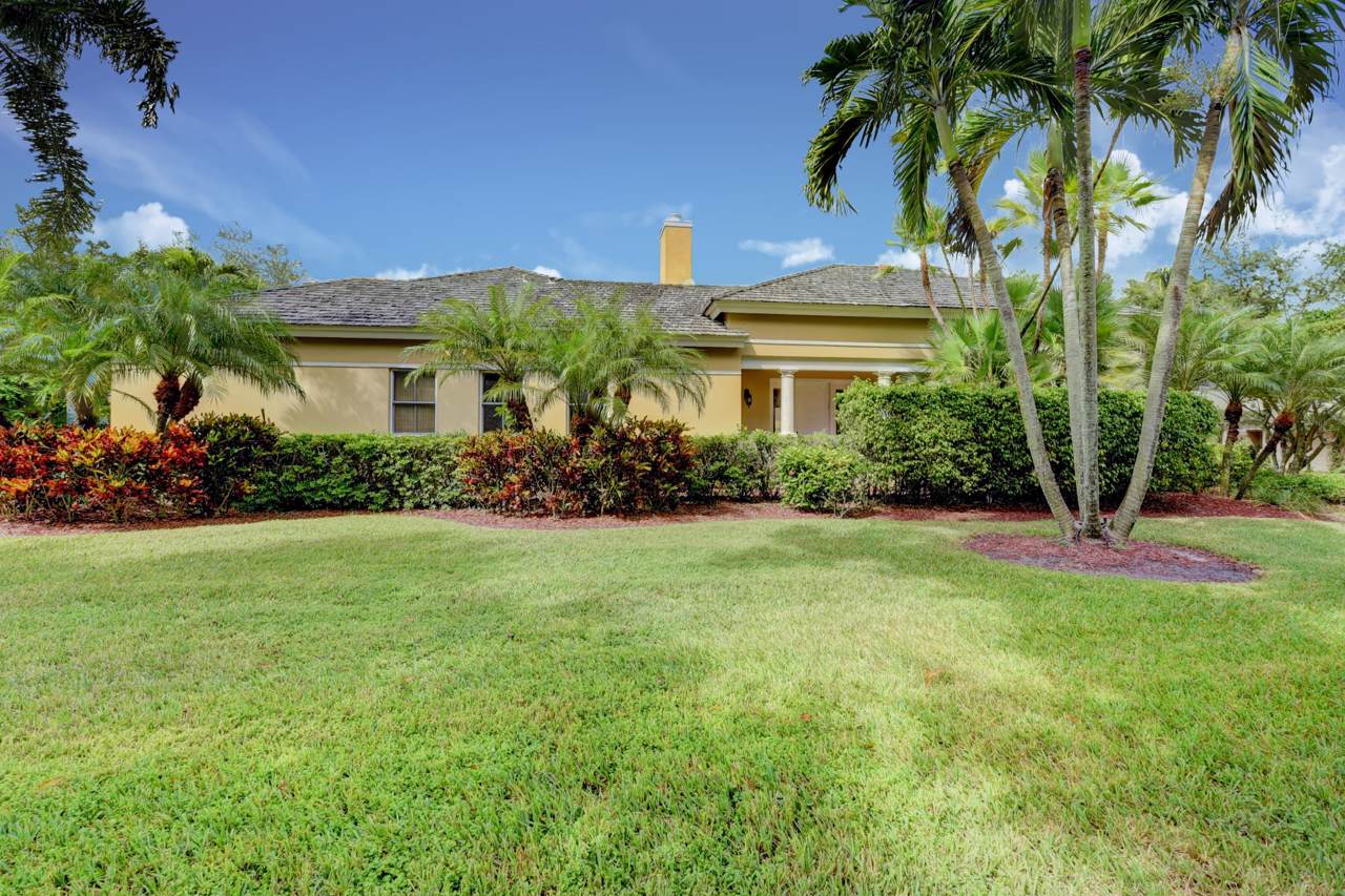 5738 39th Way - Photo 1