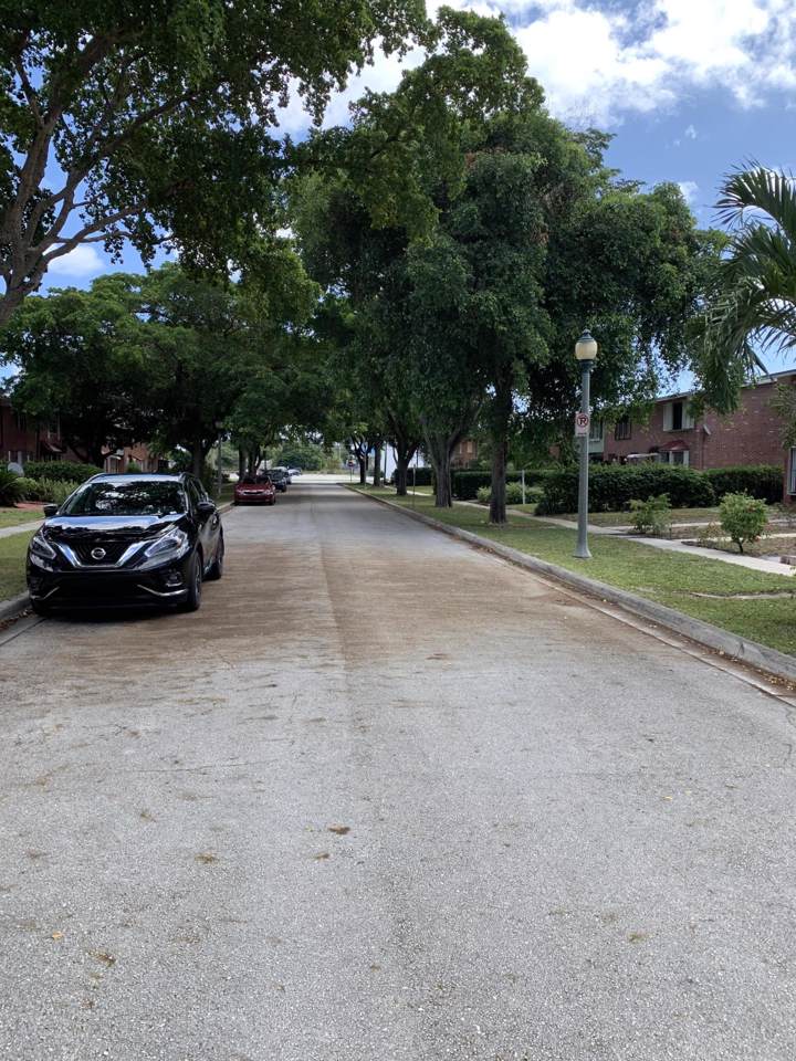 1117 35th Street - Photo 1