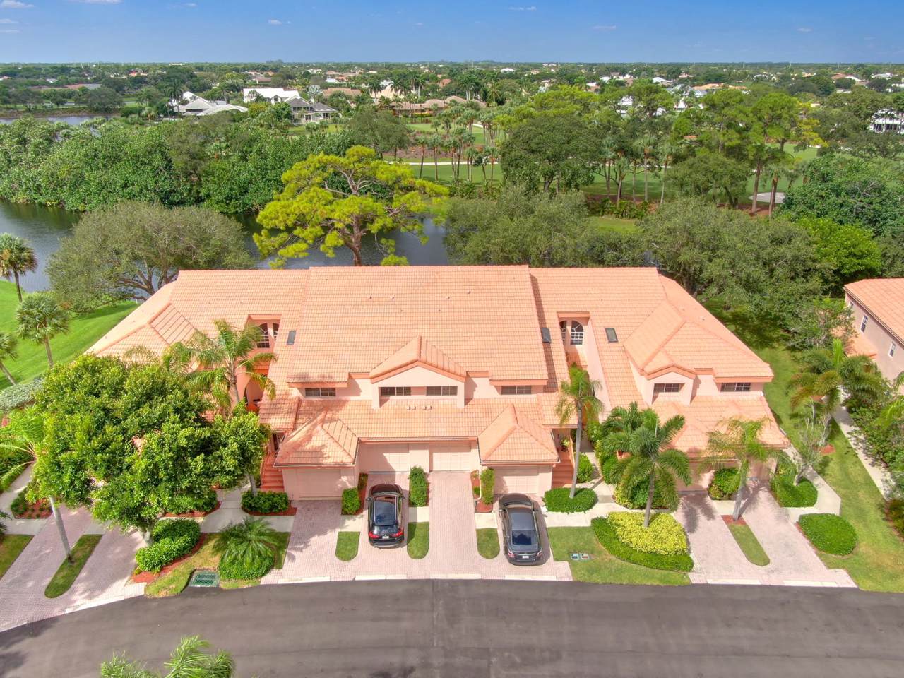 17288 Boca Club Boulevard - Photo 1