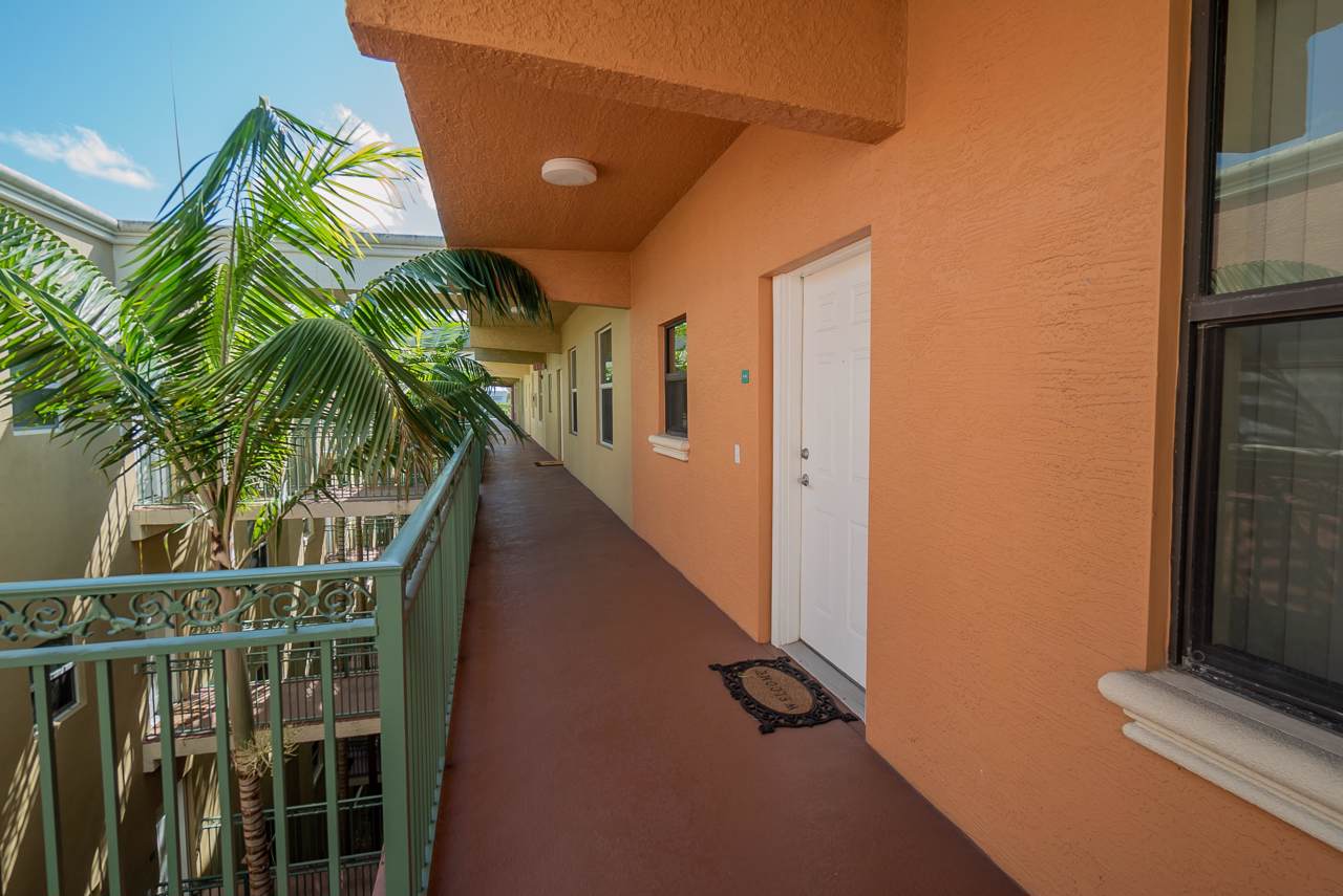 1650 Presidential Way - Photo 1
