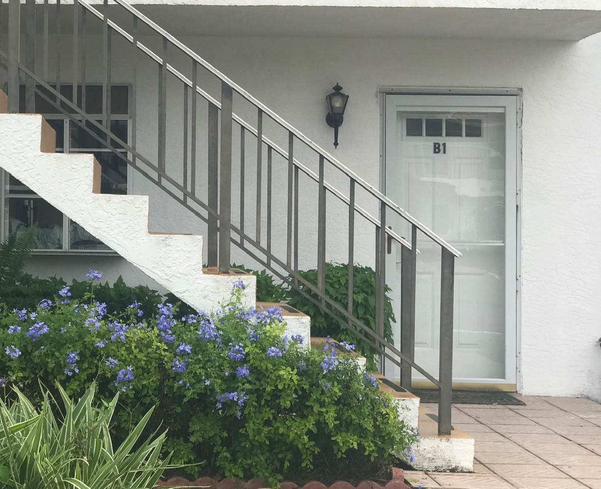 134 Lakes End Drive - Photo 1