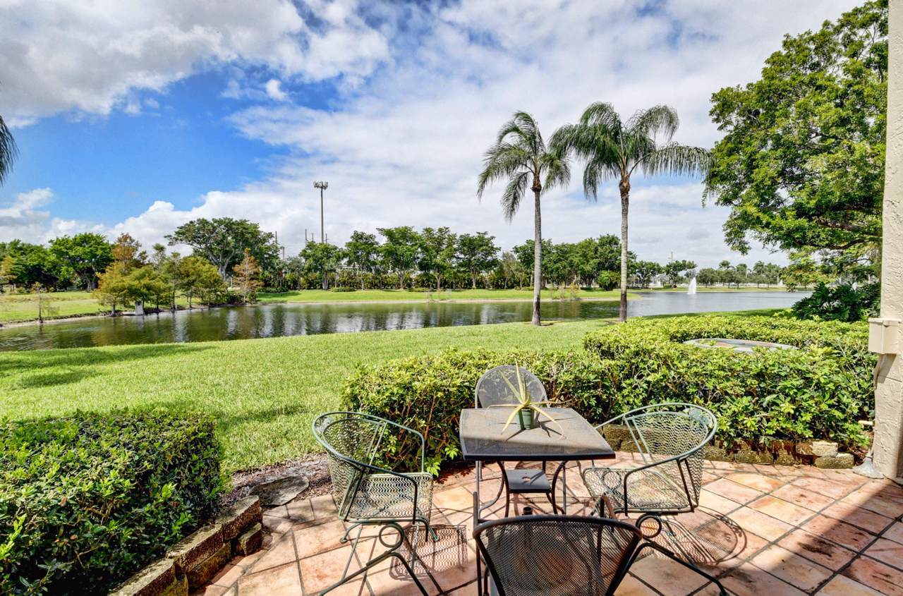 6654 Villa Sonrisa Drive - Photo 1