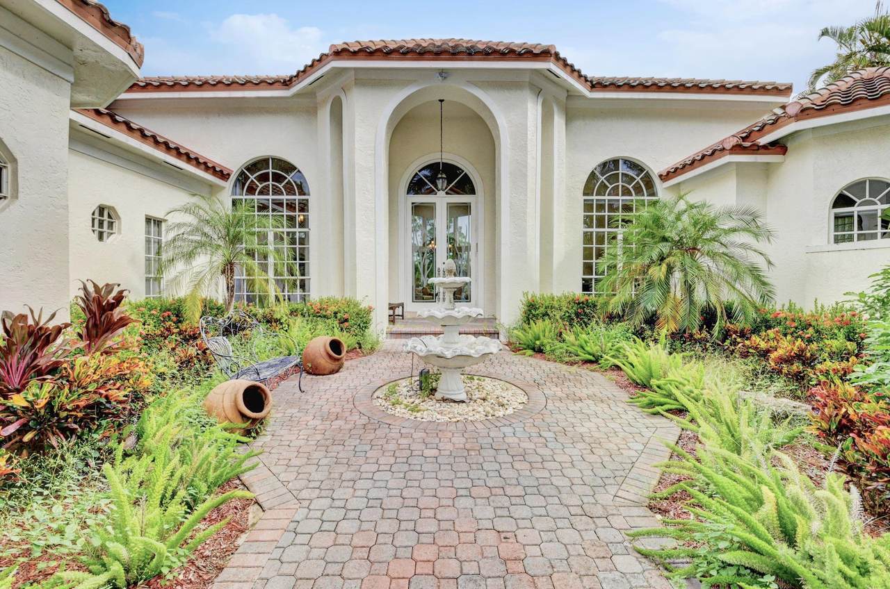 6041 Hollows Lane - Photo 1