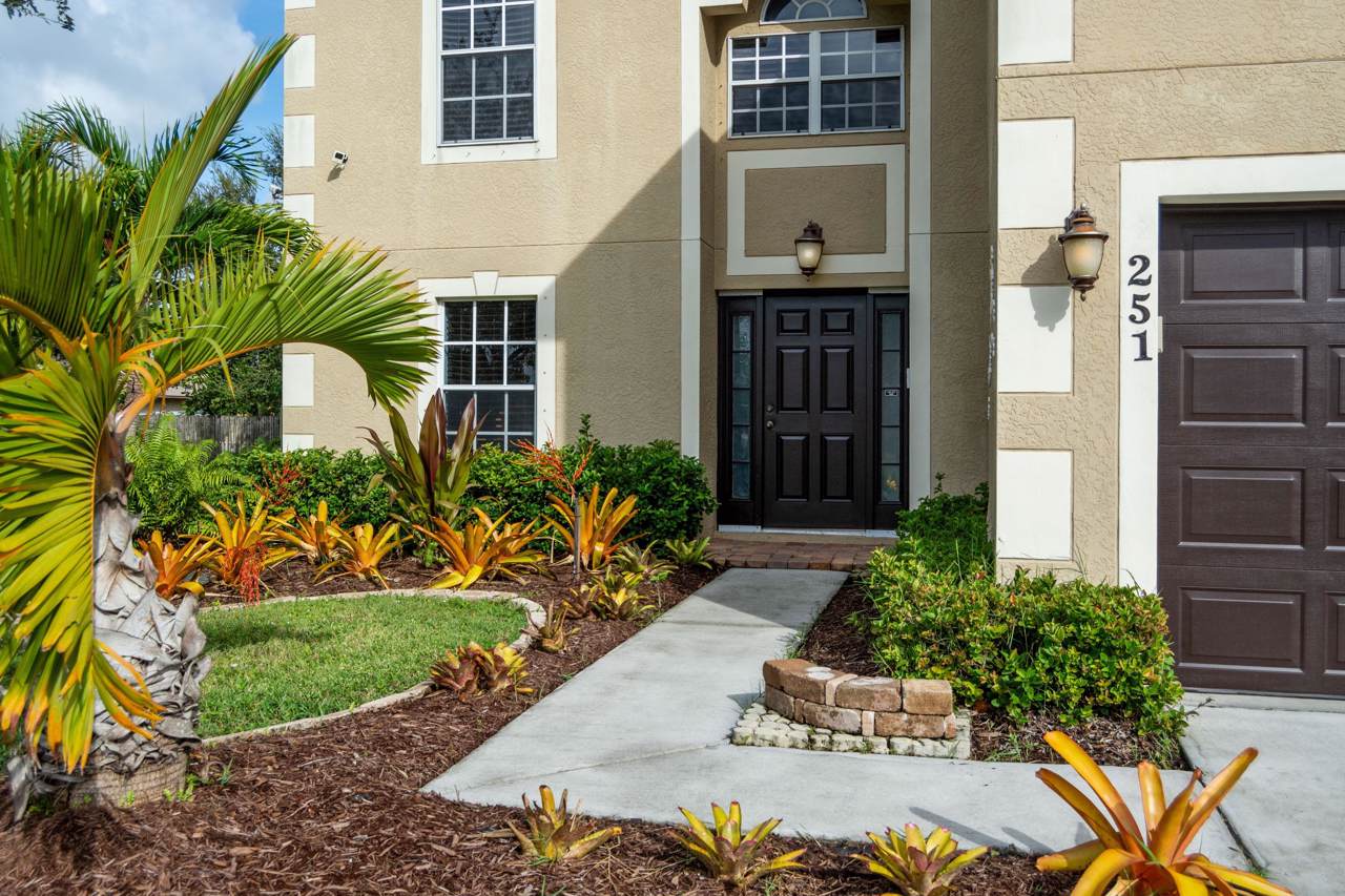 251 Pagoda Terrace - Photo 1