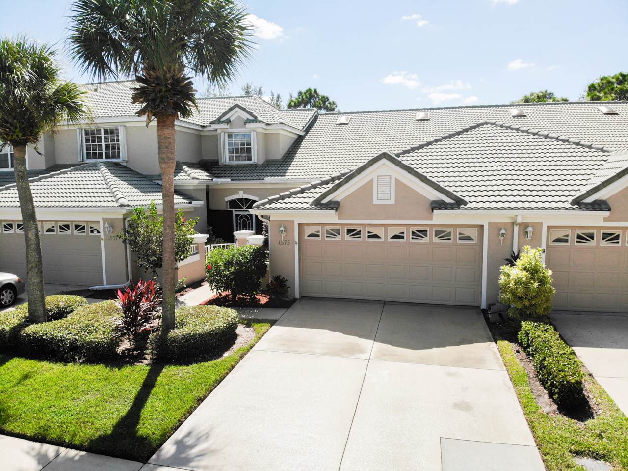 1575 Harbour Isles Circle - Photo 1