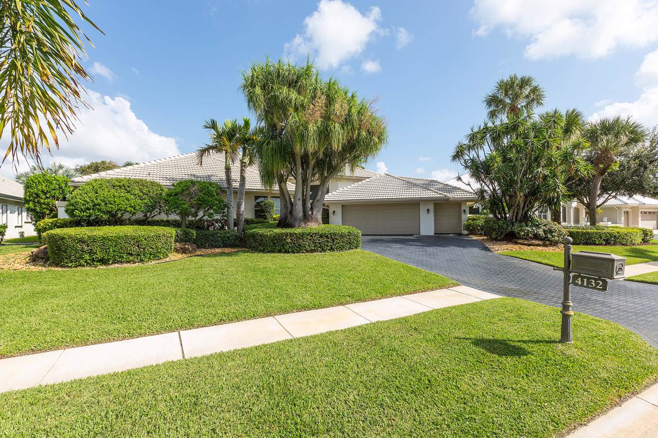 4132 Bocaire Boulevard - Photo 1