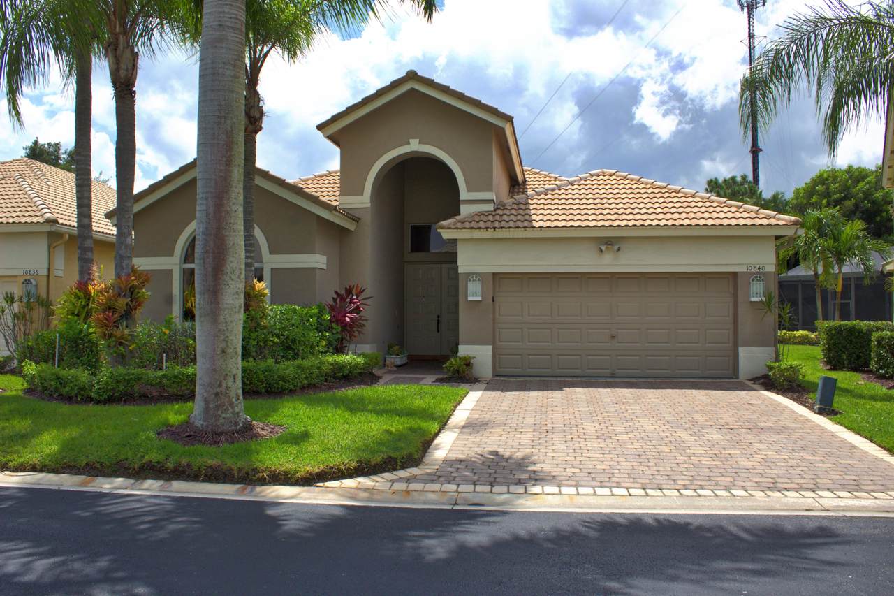 10840 Grande Boulevard - Photo 1