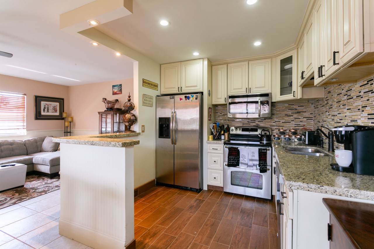 83 Valencia D Drive - Photo 1