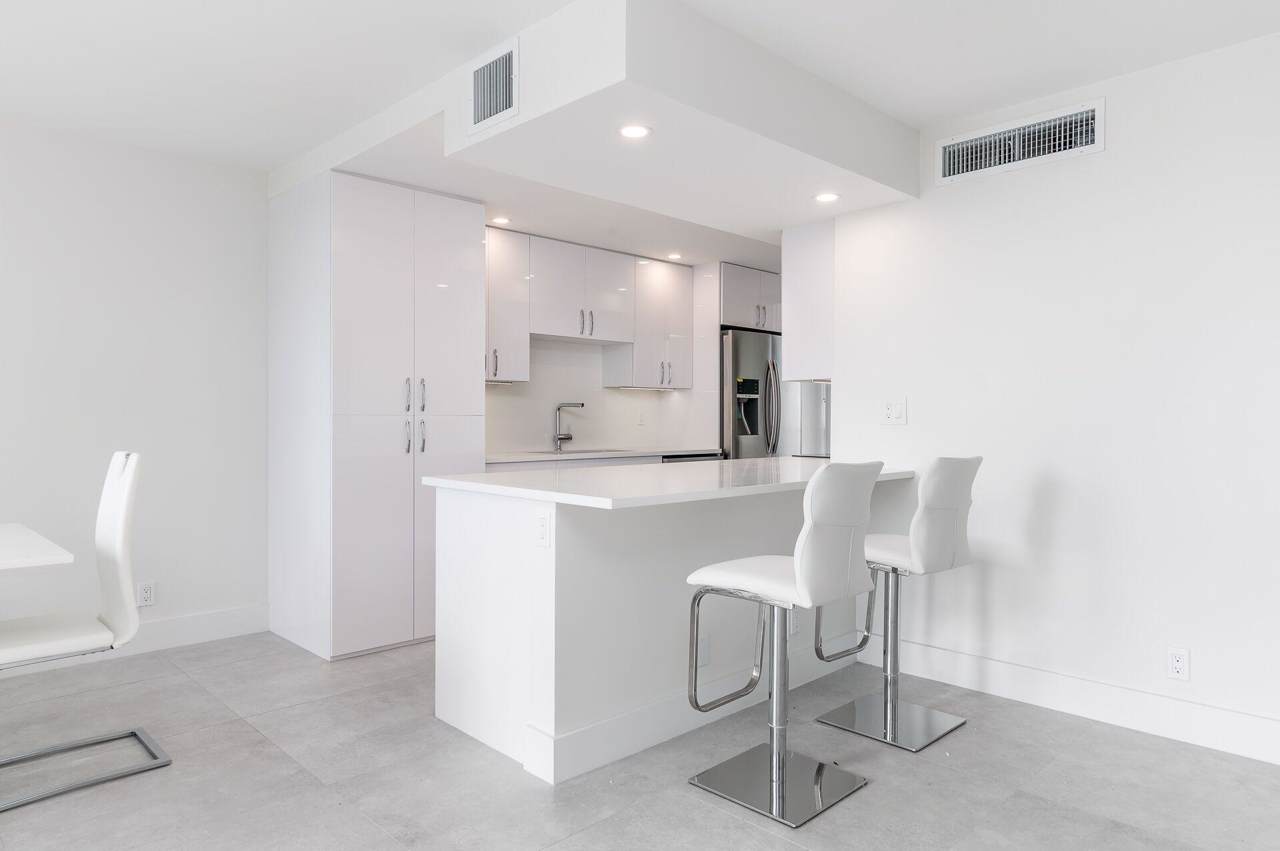 705 Bridgewood Drive - Photo 1