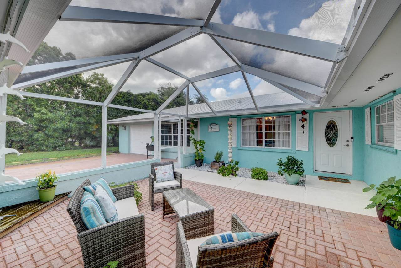 243 Ila Street - Photo 1