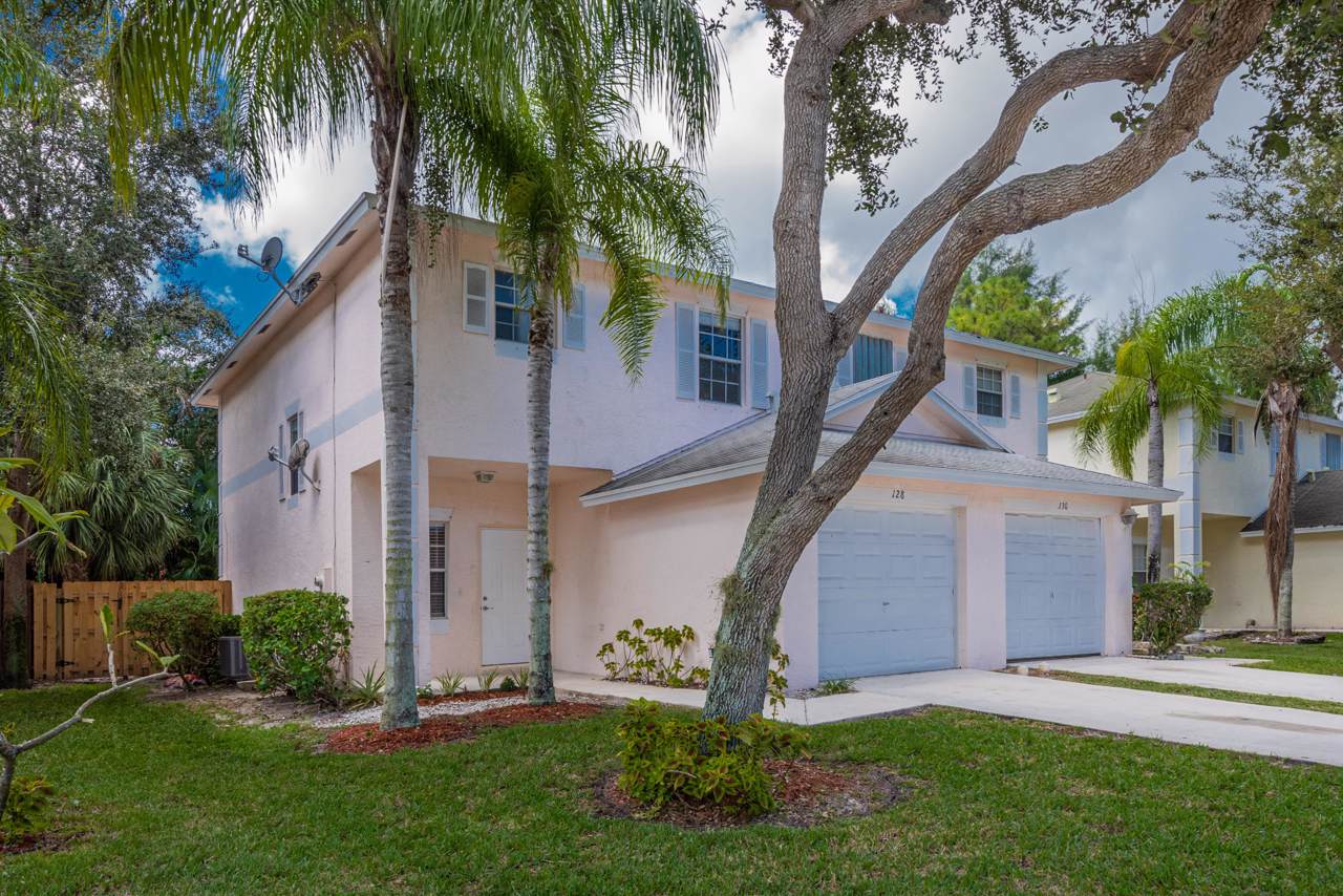 128 Baldwin Boulevard - Photo 1
