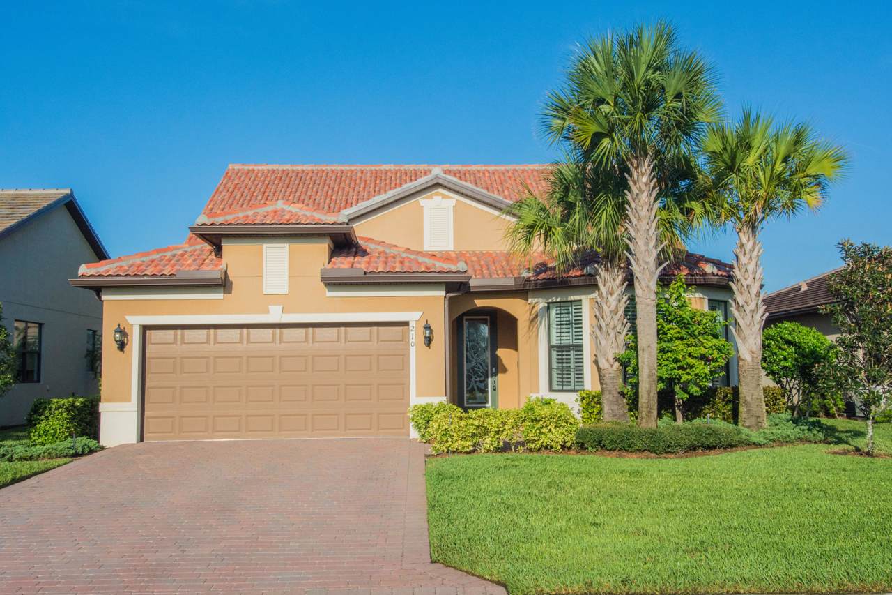 210 Longview Drive - Photo 1