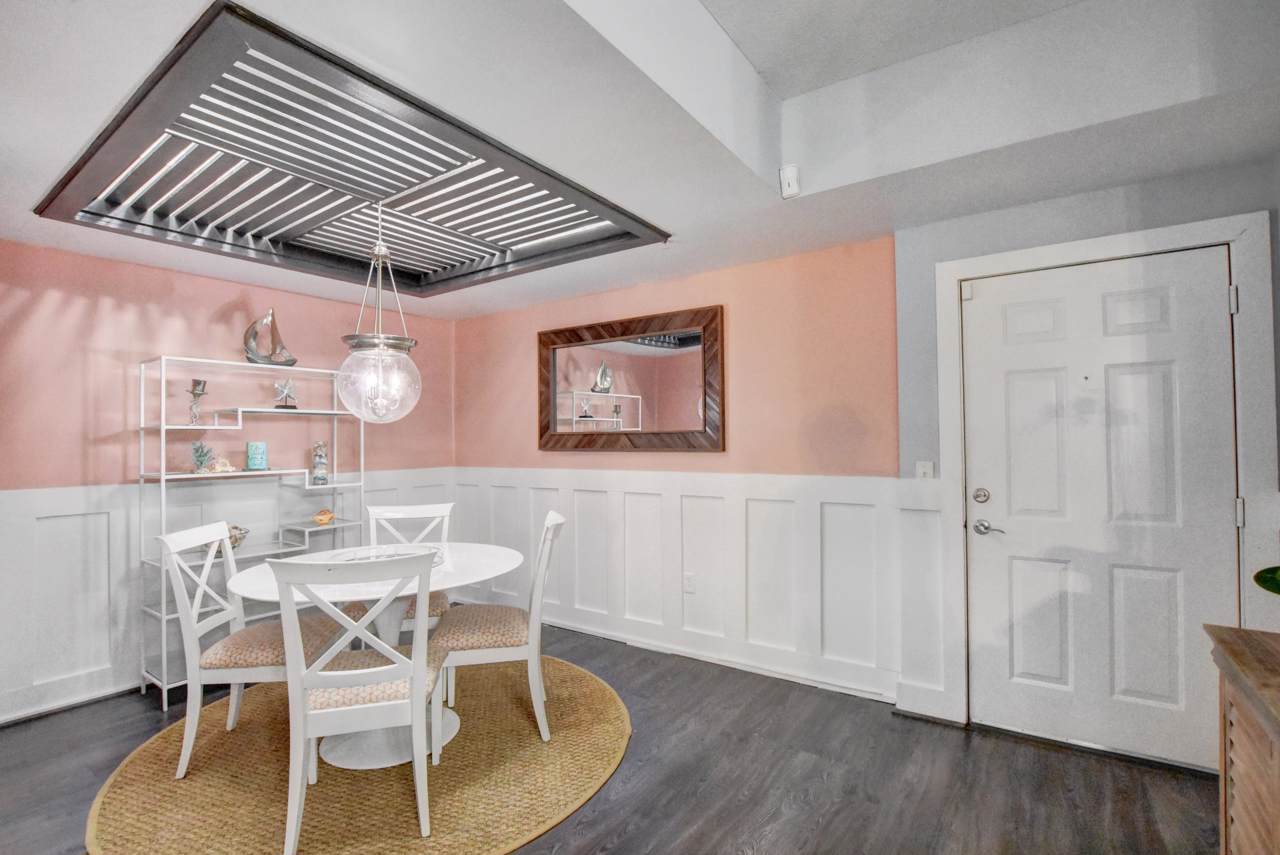 806 Windward Way - Photo 1
