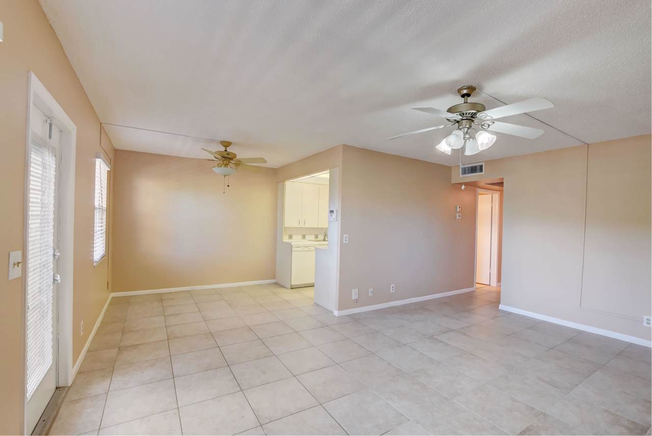 2040 Guildford C - Photo 1