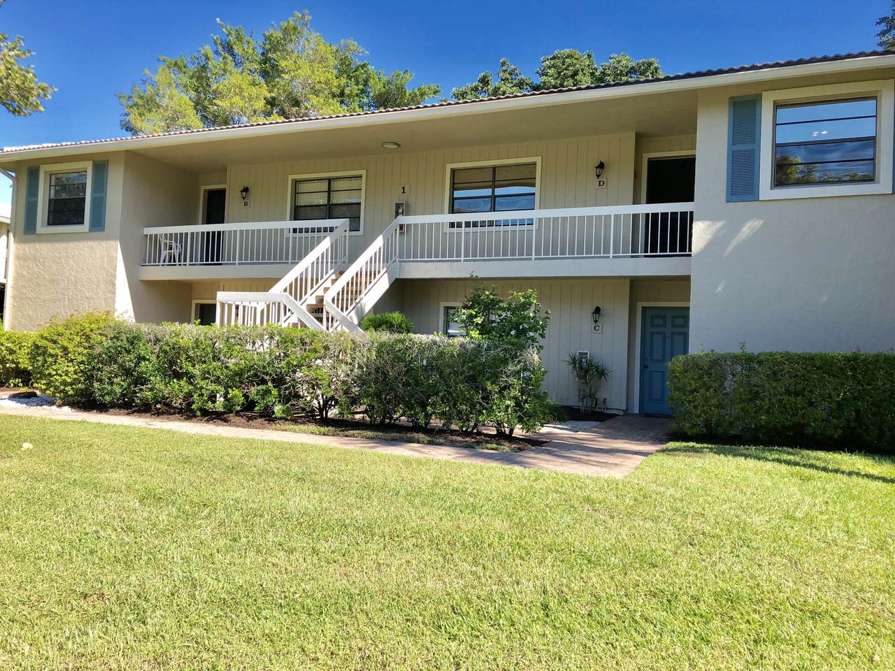 1 Westgate Lane - Photo 1