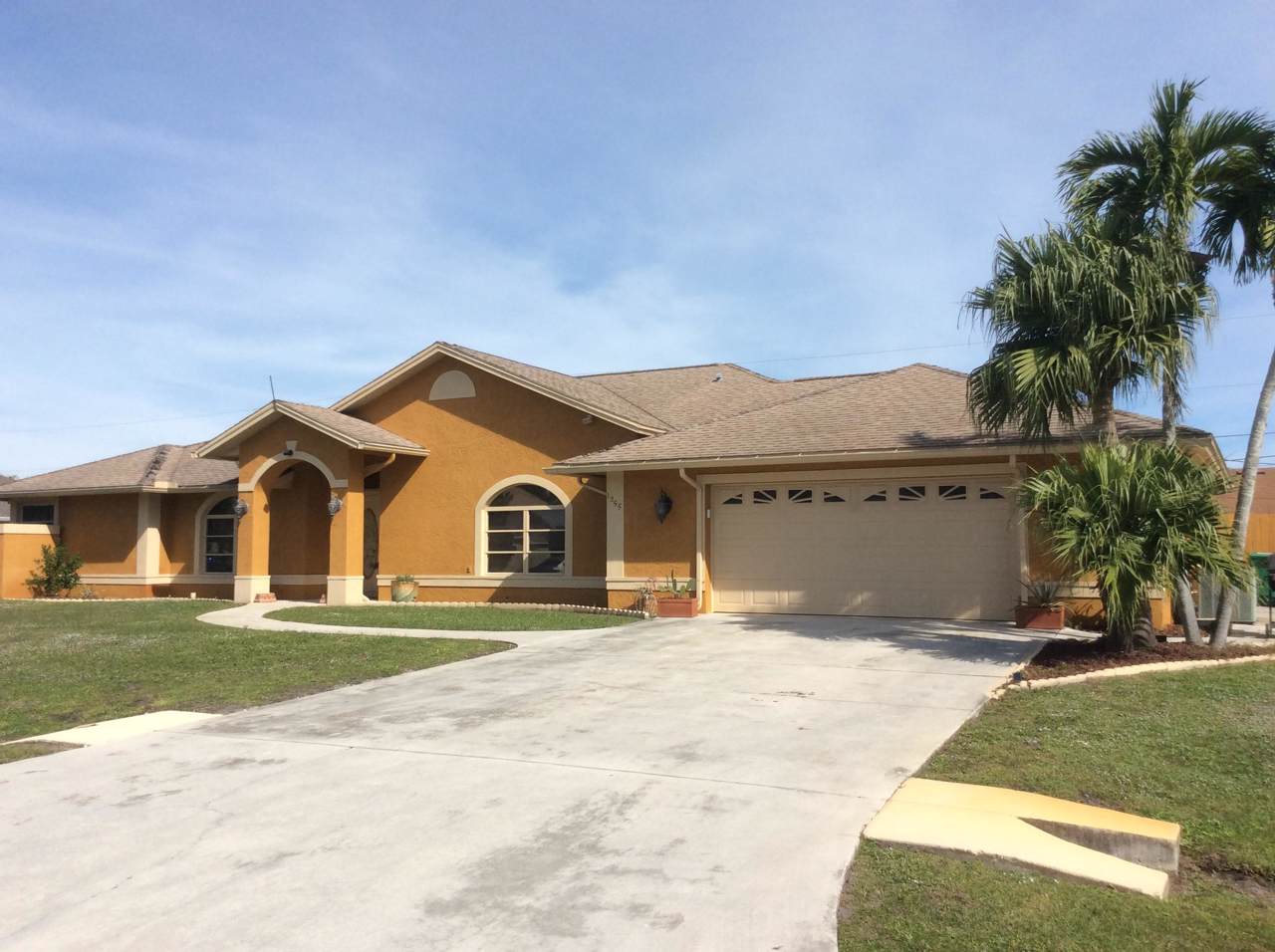 1255 Naples Lane - Photo 1