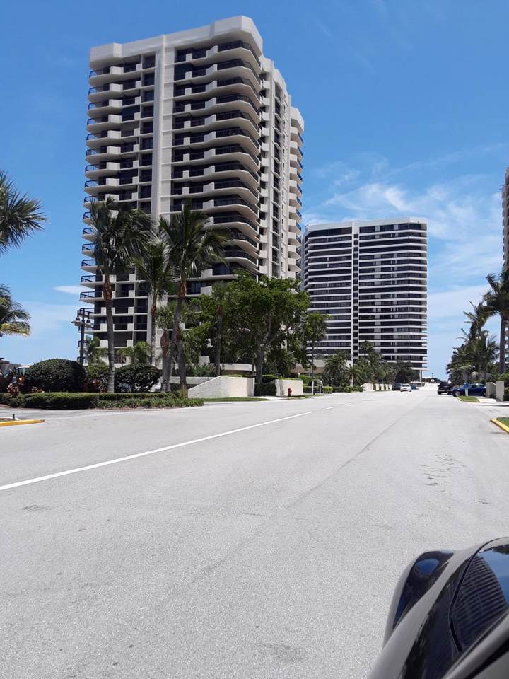 108 Lakeshore Drive - Photo 1