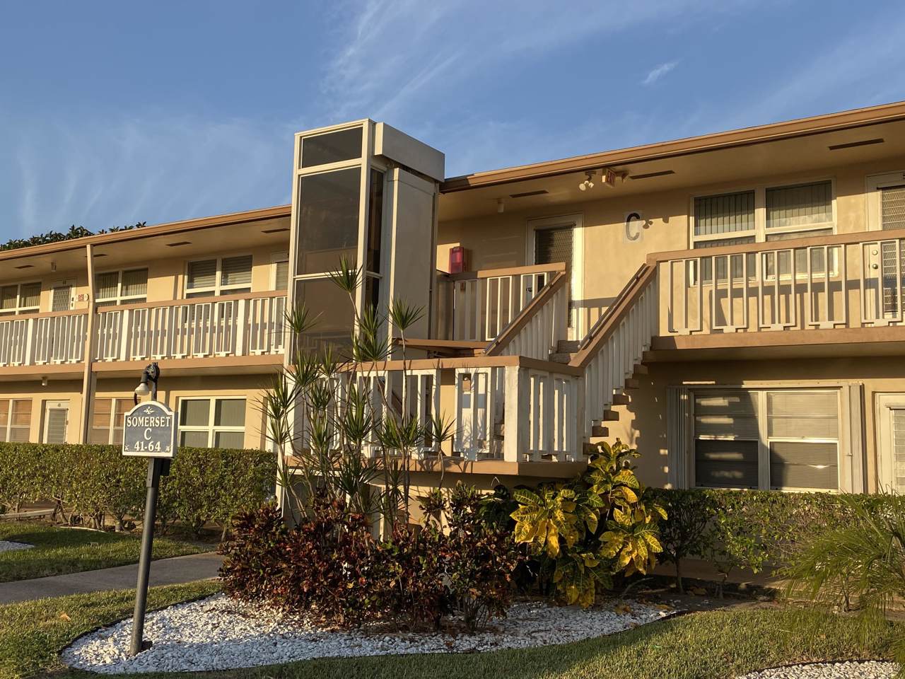 61 Somerset C - Photo 1