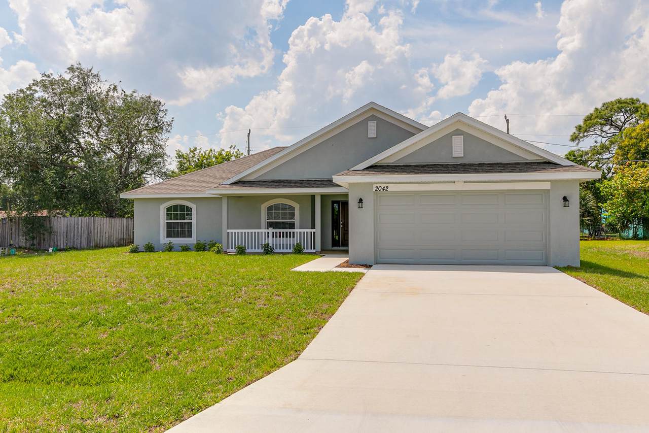 2042 South Buttonwood Drive - Photo 1 2042 South Buttonwood Drive - Photo 1