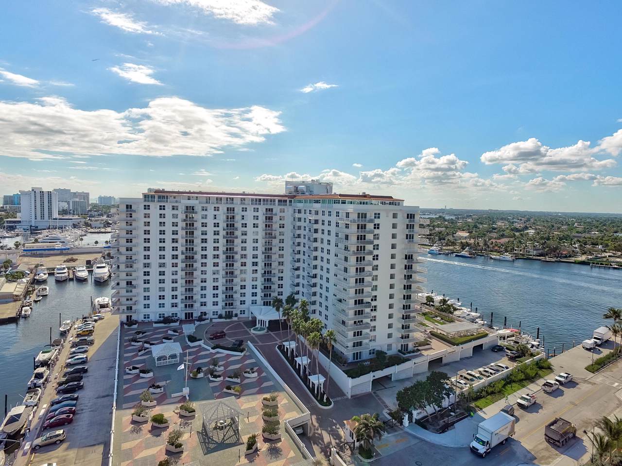 1 Las Olas Circle - Photo 1
