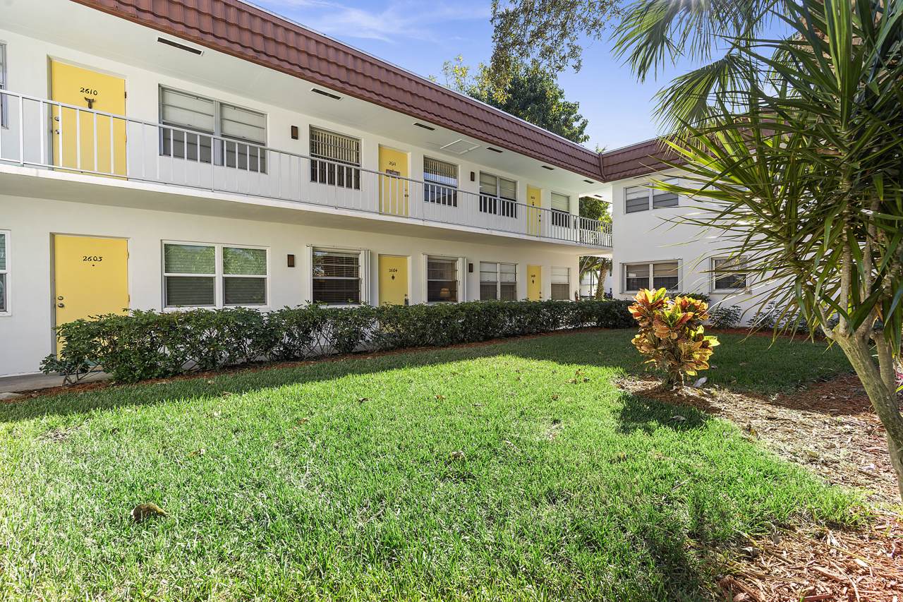 1225 21st Street - Photo 1