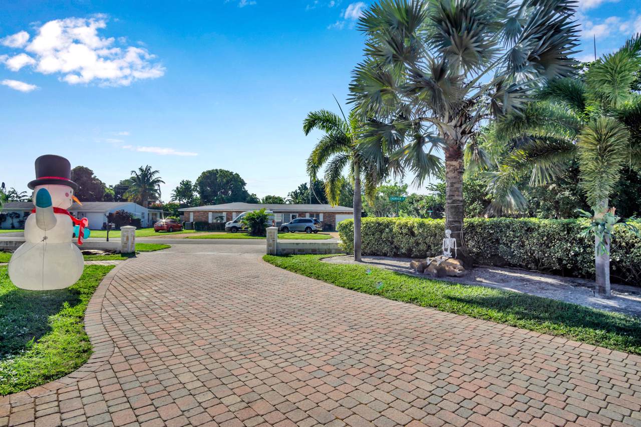 4261 Chukker Drive - Photo 1