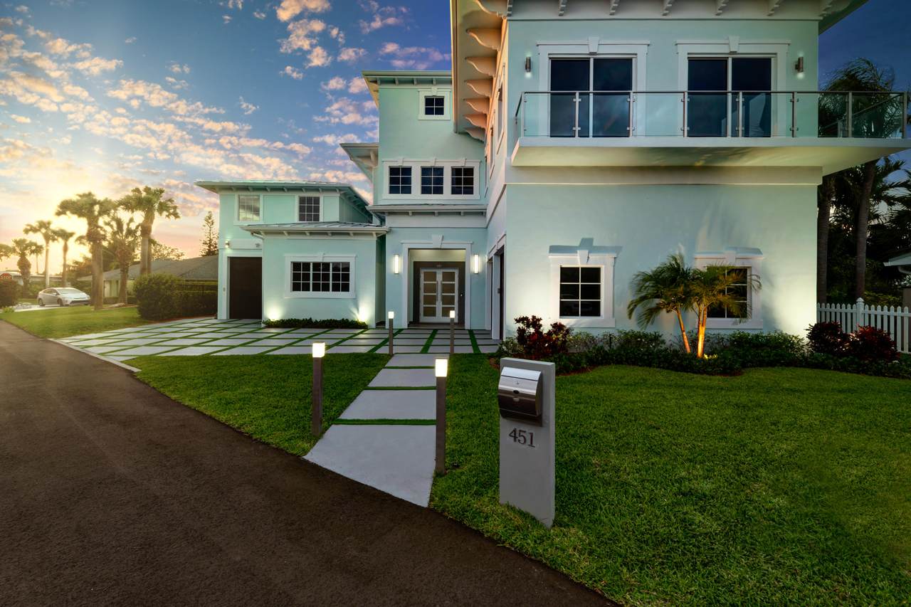 451 Juno Lane - Photo 1