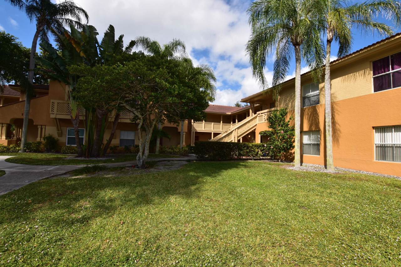 4783 Via Palm Lakes - Photo 1