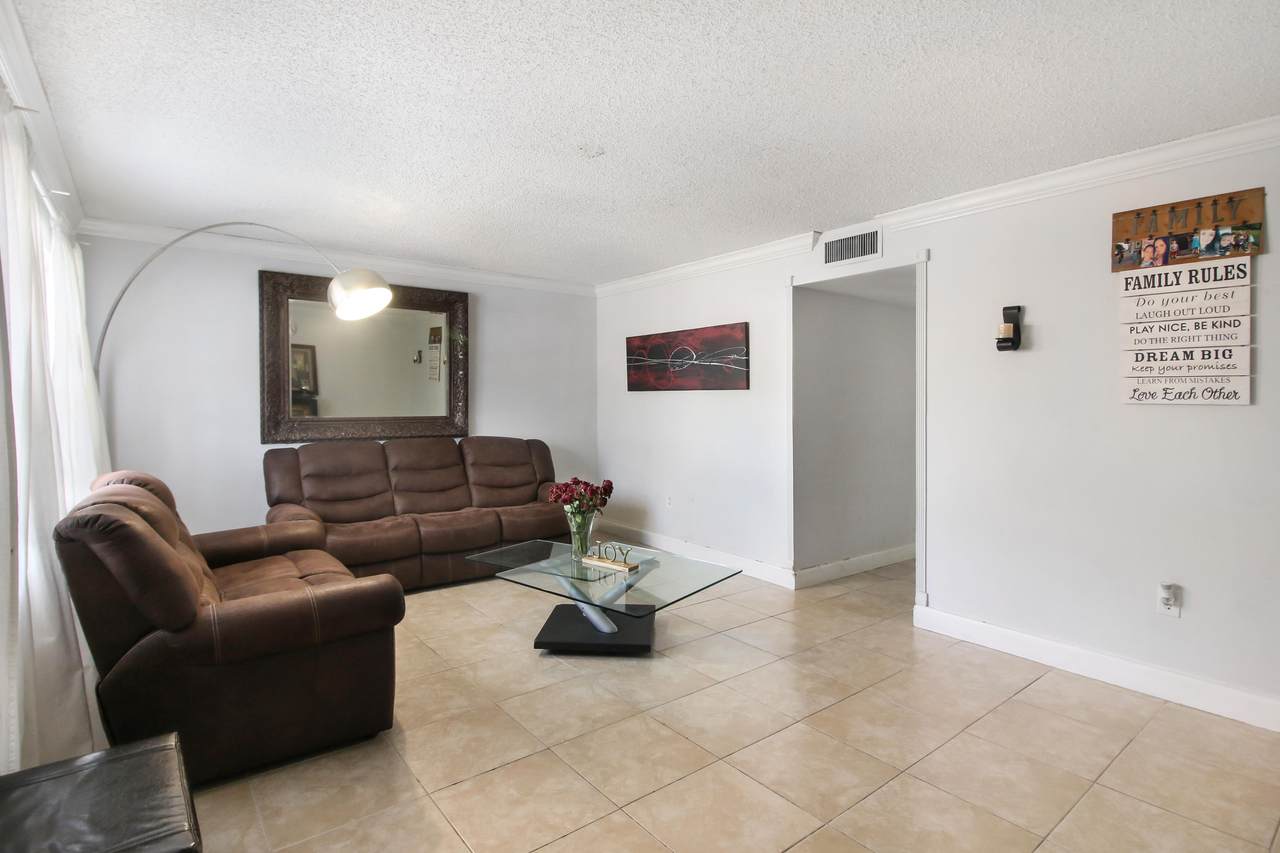 9050 28 Street - Photo 1