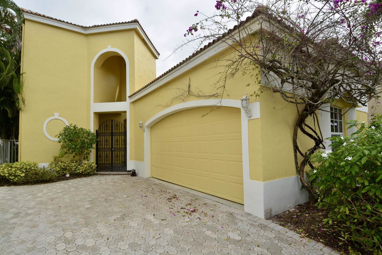 16806 Knightsbridge Lane - Photo 1 16806 Knightsbridge Lane - Photo 1