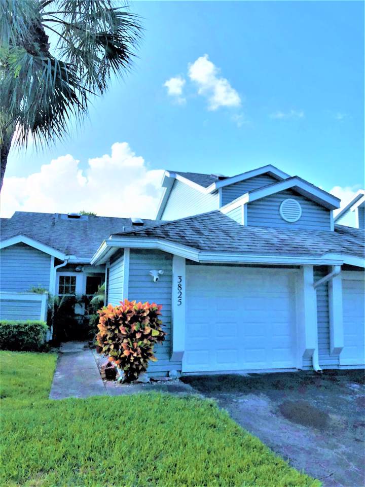 3825 Island Club Circle - Photo 1