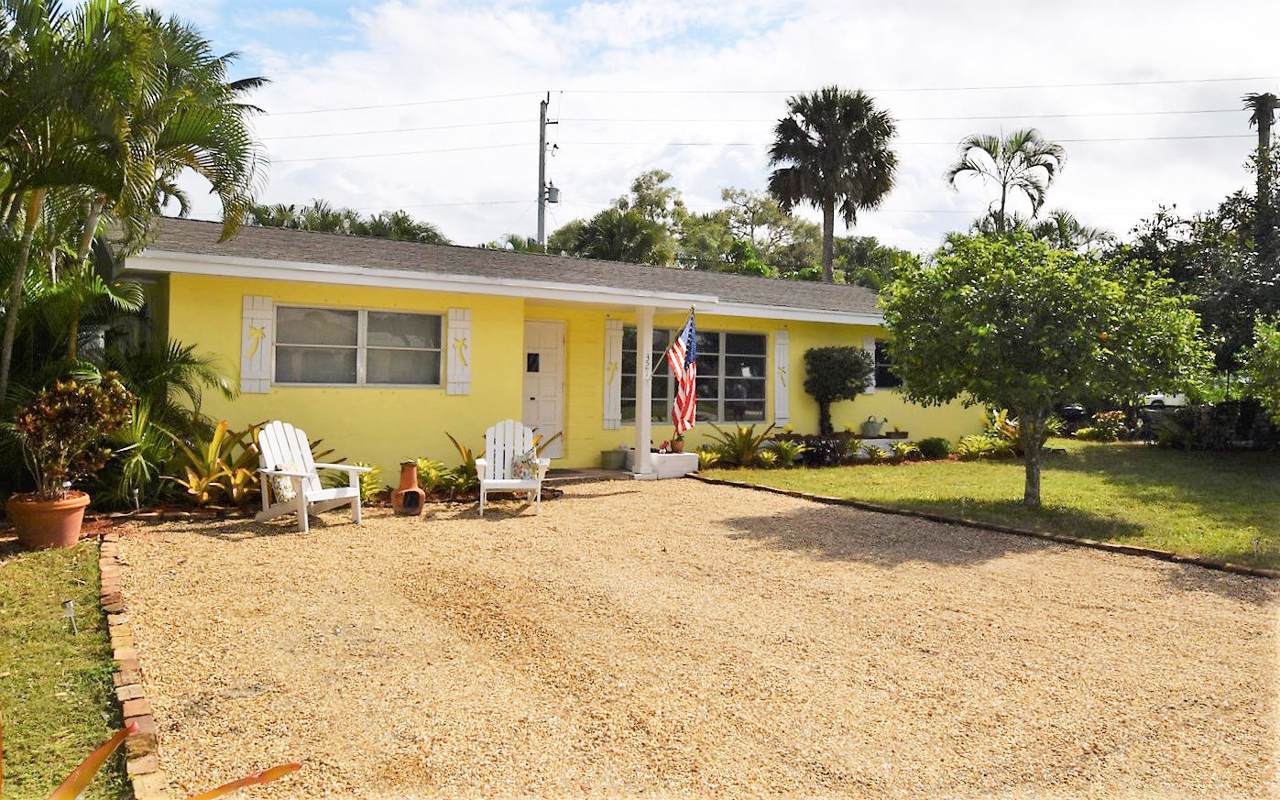 321 Martin Avenue - Photo 1