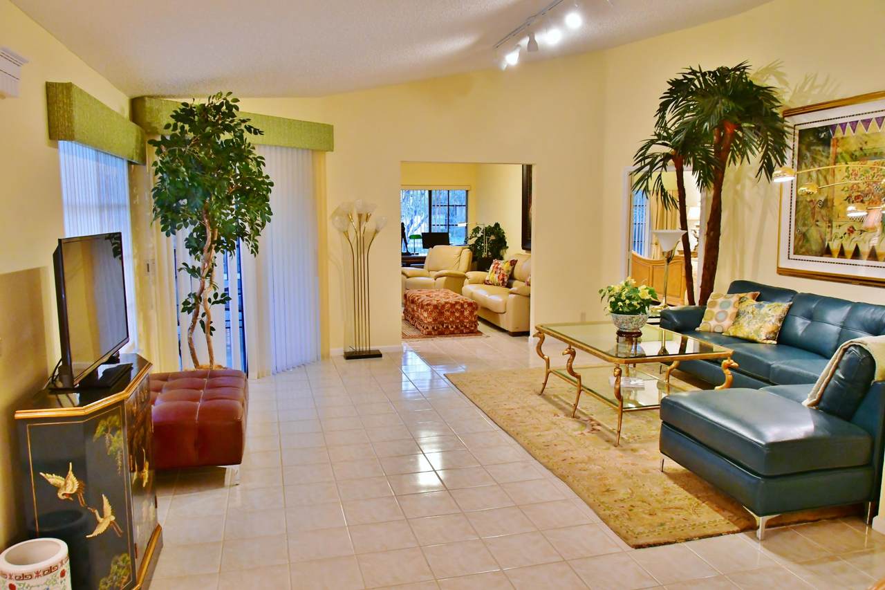 15847 Loch Maree Lane - Photo 1