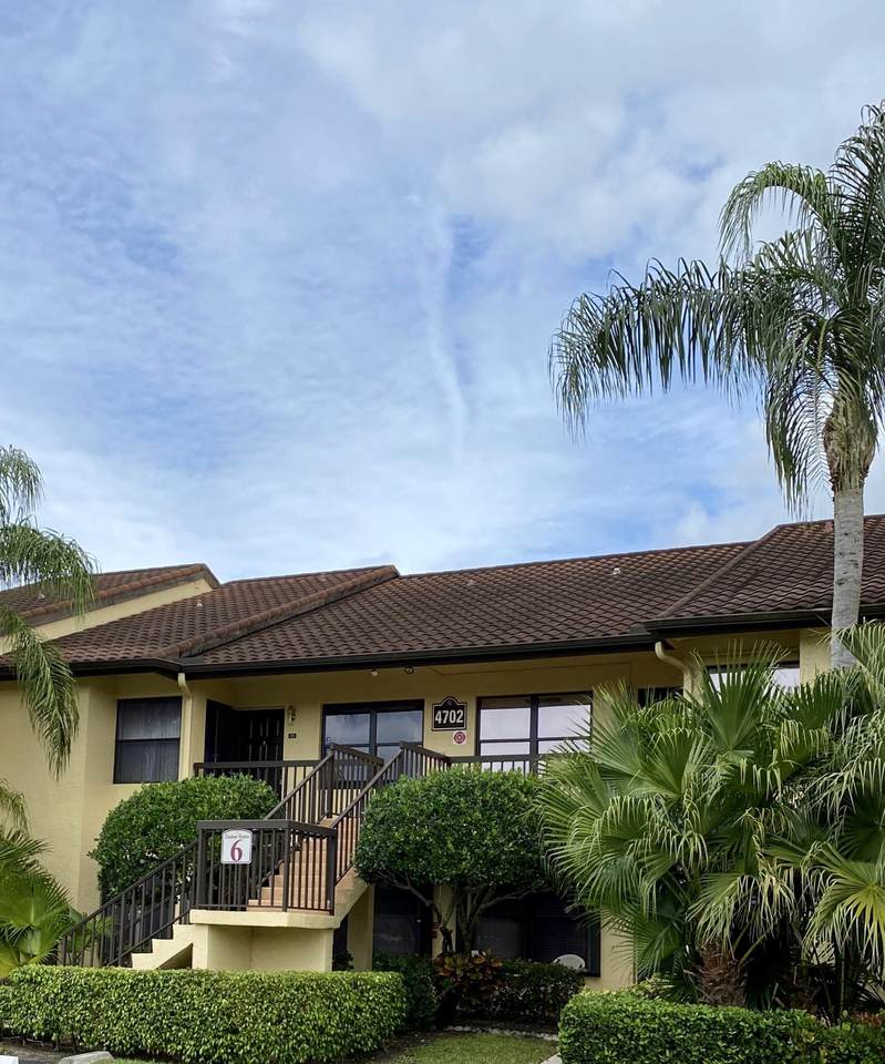 4702 Lucerne Lakes Boulevard - Photo 1