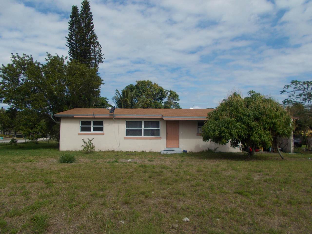 4050 Urquhart Street - Photo 1