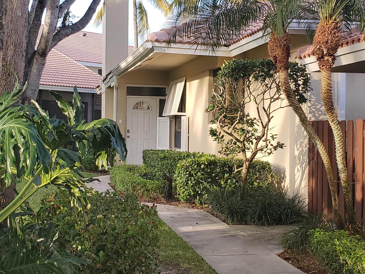 224 Old Meadow Way - Photo 1